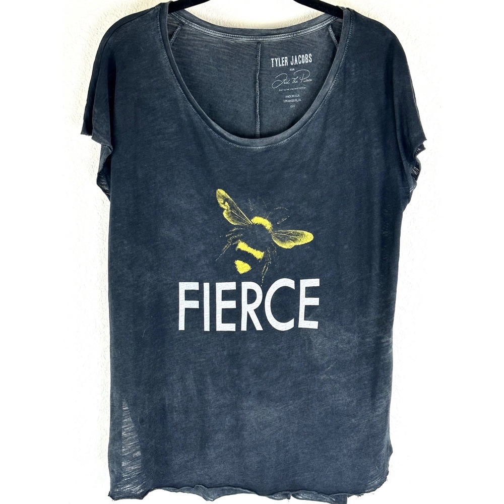 Fierce Bee‎ Graphic Burnout Tee XS Tyler Jacobs Feel The Piece Raw Hem